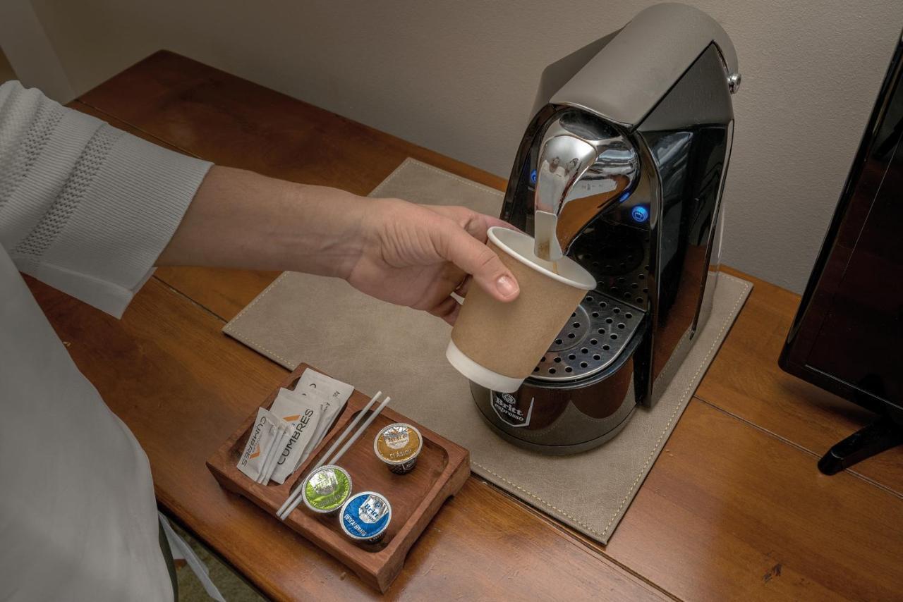 Wyndham Puerto Varas Pettra Eksteriør bilde A Nespresso coffee machine
