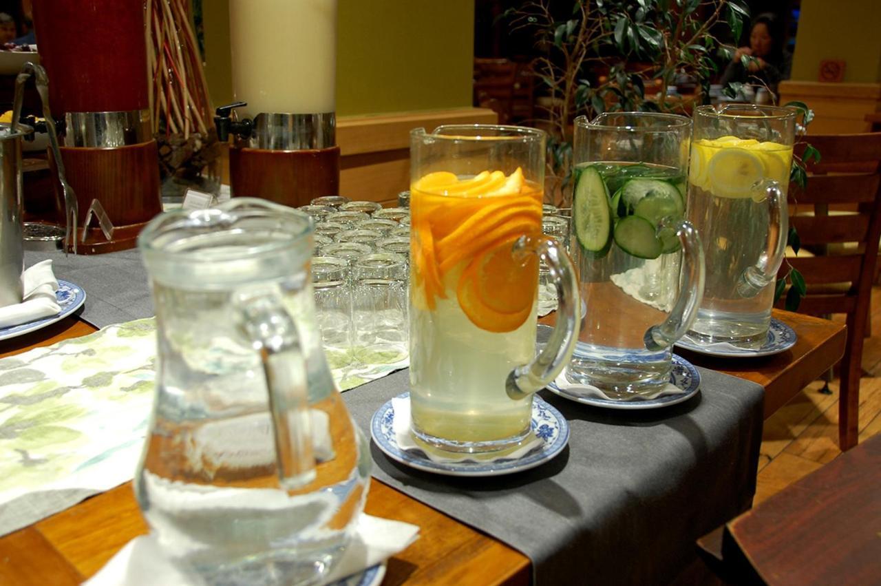 Wyndham Puerto Varas Pettra Eksteriør bilde Infused water