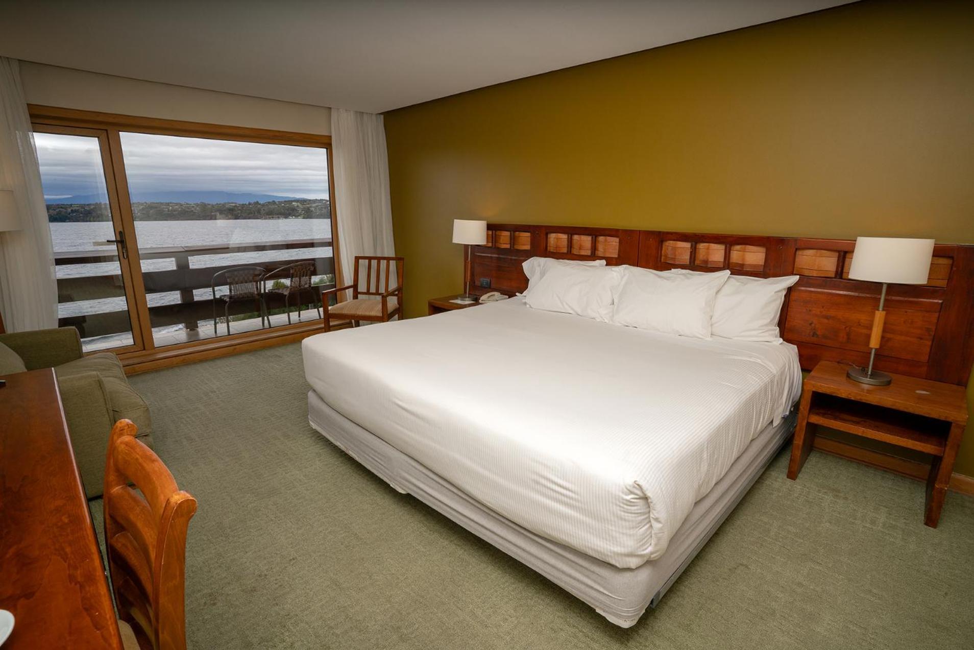 Wyndham Puerto Varas Pettra Eksteriør bilde A bedroom at the lodge
